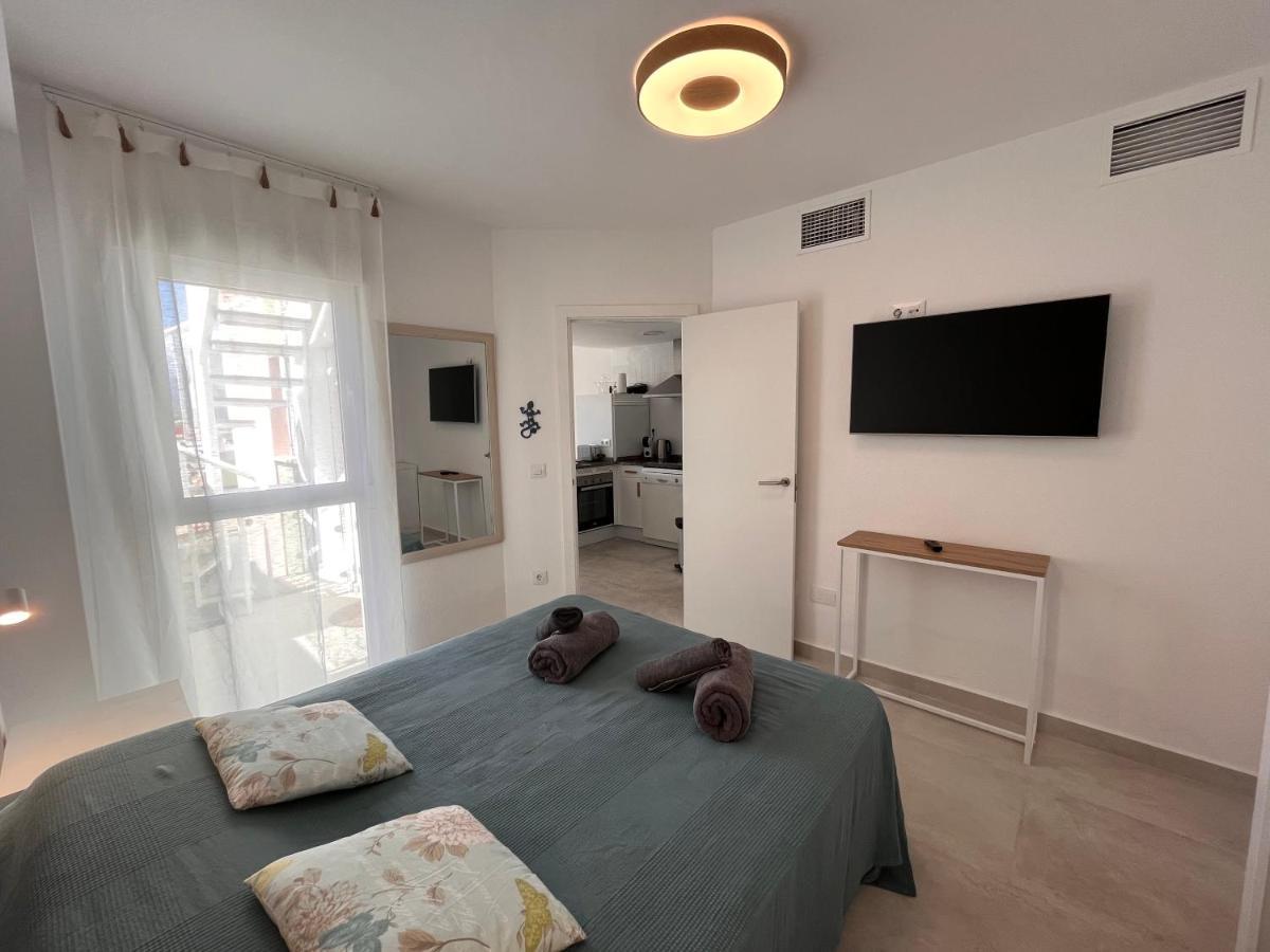 Atico Helena Con Solarium Y Jacuzzi Privado En Laguna Beach Vera Ngoại thất bức ảnh