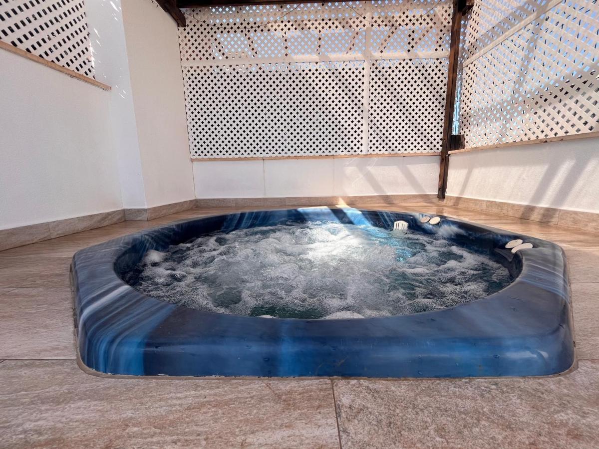 Atico Helena Con Solarium Y Jacuzzi Privado En Laguna Beach Vera Ngoại thất bức ảnh